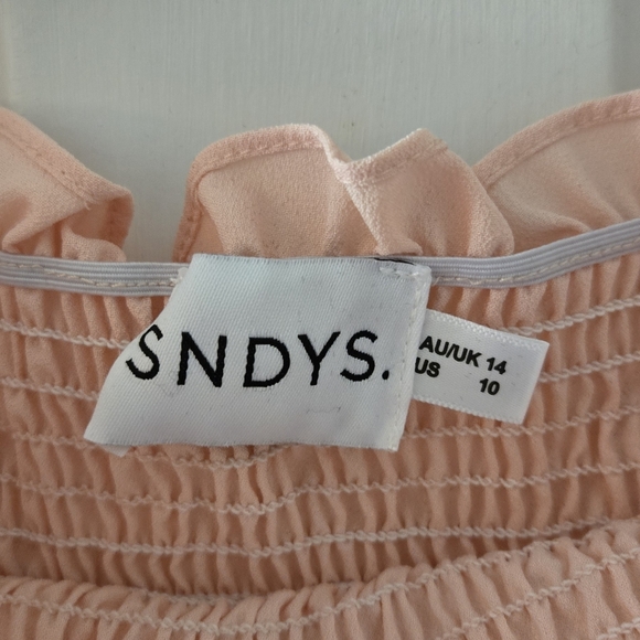 Gorgeous Pink Peached Smocked Shirred Fitted Midi Dress, EC, Size 10 - Picture 2 of 7